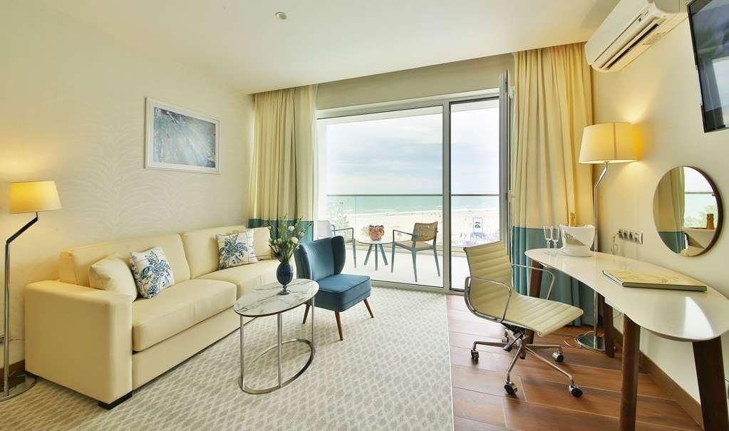 Maritim Hotel Paradise Blue Албена Номер фото