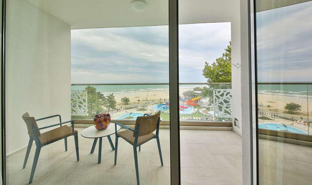 Maritim Hotel Paradise Blue Албена Номер фото