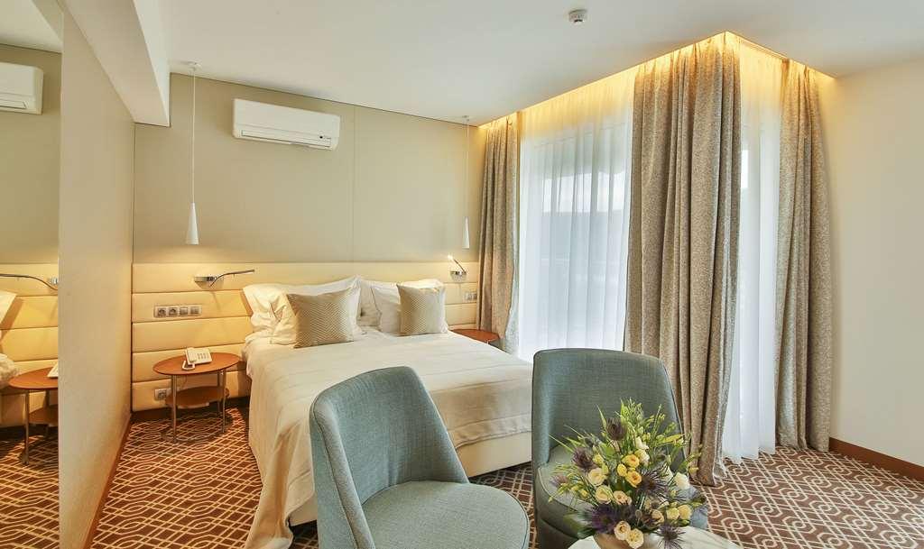 Maritim Hotel Paradise Blue Албена Номер фото
