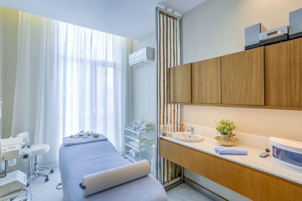 Maritim Hotel Paradise Blue Албена Удобства фото
